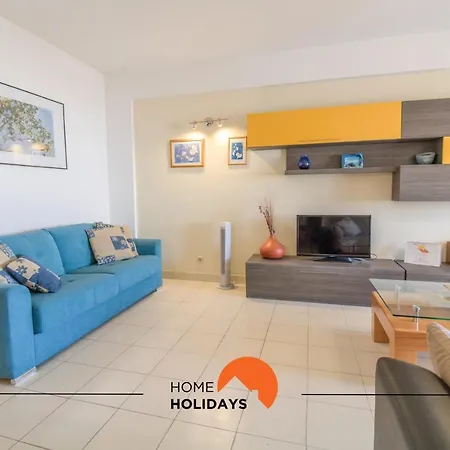 #031 Golden Lavender By Holidays Апартаменты *